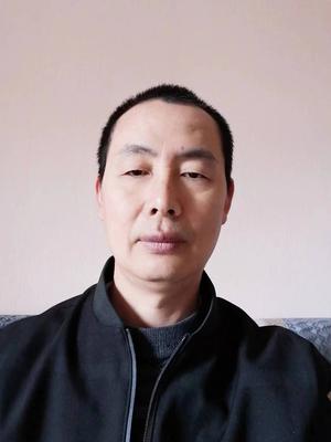 易经国学爱好者：黄聖