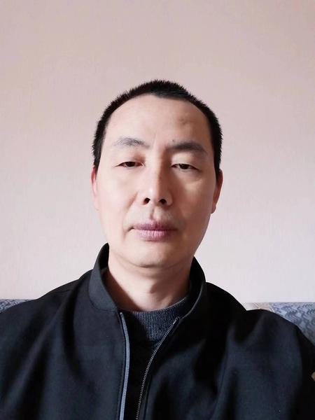易经国学爱好者：黄聖